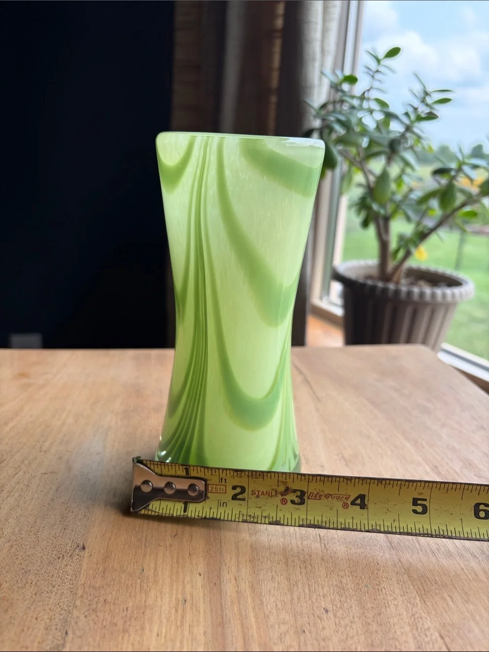 N/A elegant green